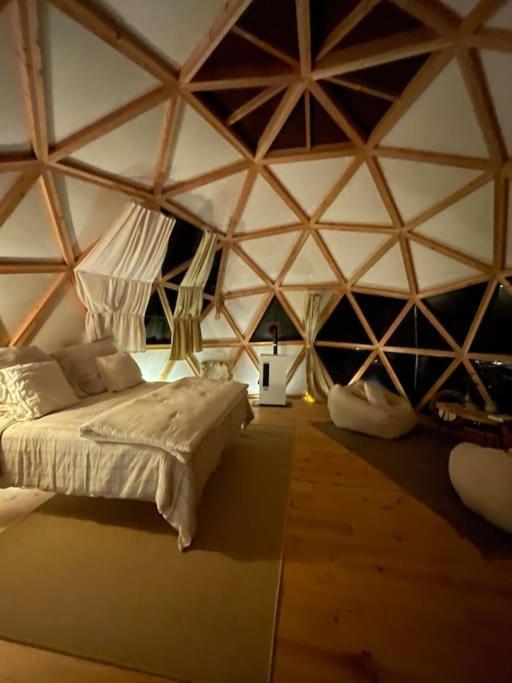 Dome Insolite Lichen Jacuzzi Et Petits-Dejeuners Inclus Gondrin Luaran gambar
