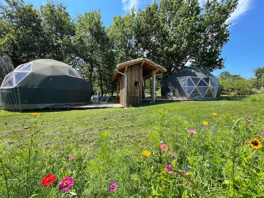 Dome Insolite Lichen Jacuzzi Et Petits-Dejeuners Inclus Gondrin Luaran gambar